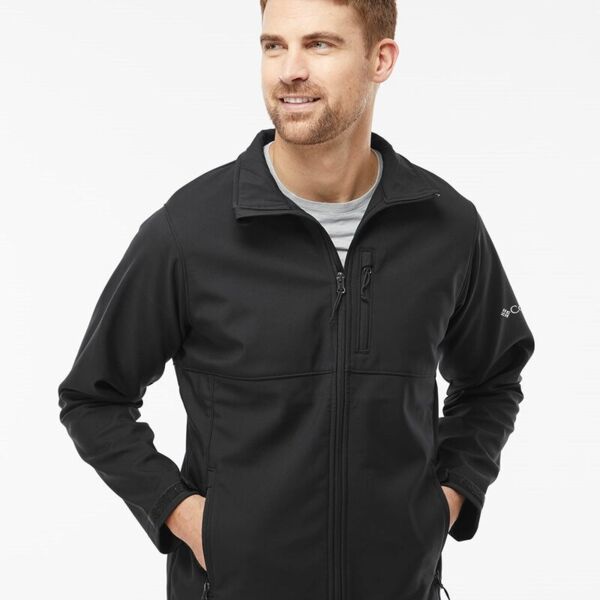 Men's Ascender™ Soft Shell Jacket Vignette